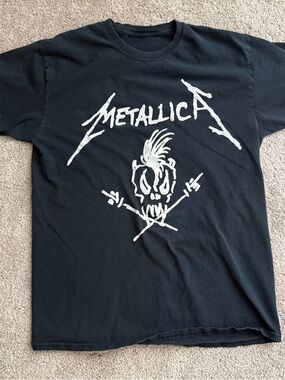 Metallica Nowhere to Roam Skull T Shirt Black Rock Band Tee Size M 18.5” x 26.5”